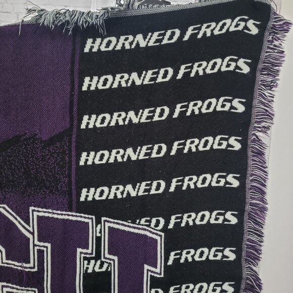 TCU Texas Christian University Purple Black Horned Frogs Throw Blanket 54x41" - Picture 8 of 9
